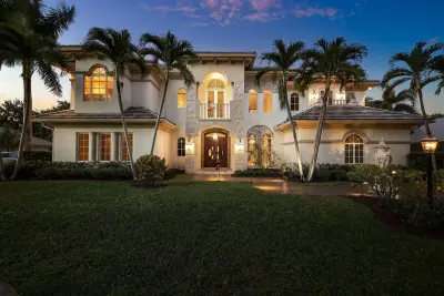 4255 Gleneagles Dr, Boynton Beach: photo 1 of 49