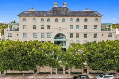 610 Valencia Ave #502, Coral Gables: photo 1 of 29