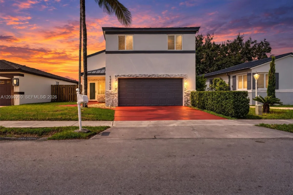 17172 SW 139th Pl, Miami: photo 1 of 55