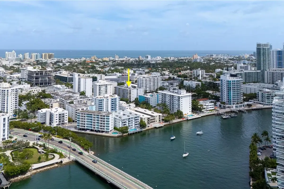 1340 Lincoln Rd #207, Miami Beach: photo 1 of 25