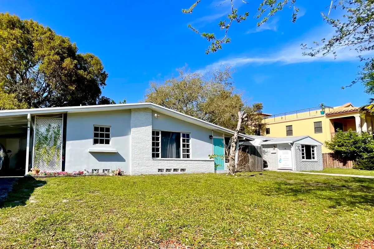 513 SW 17th St, Fort Lauderdale: photo 1 of 78