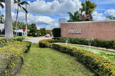 2905 Point East Dr #L102, Aventura: photo 1 of 12