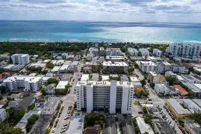 7850 Byron Ave #207, Miami Beach: photo 1 of 34