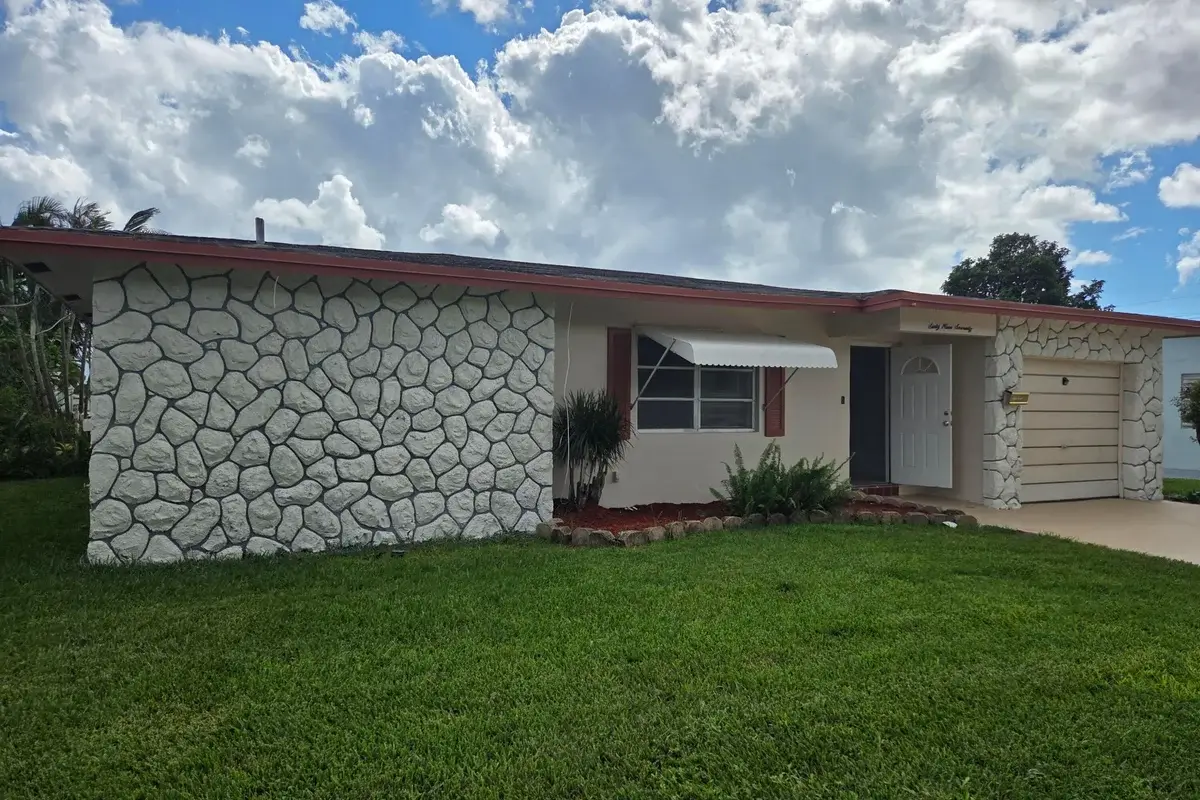 6970 NW 17th Ct, Margate: photo 1 of 52