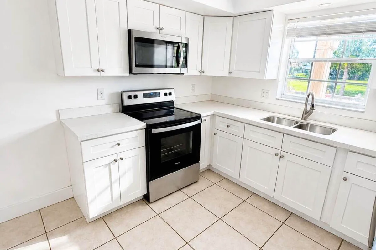 1017 NW 30th Ct #5, Wilton Manors: photo 1 of 9