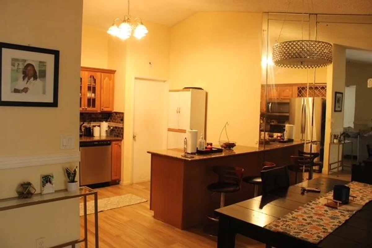 18751 Shauna Manor Dr, Boca Raton: photo 1 of 37