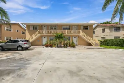 4106 Riverside Dr #1 #1 - #2, Coral Springs: photo 1 of 20