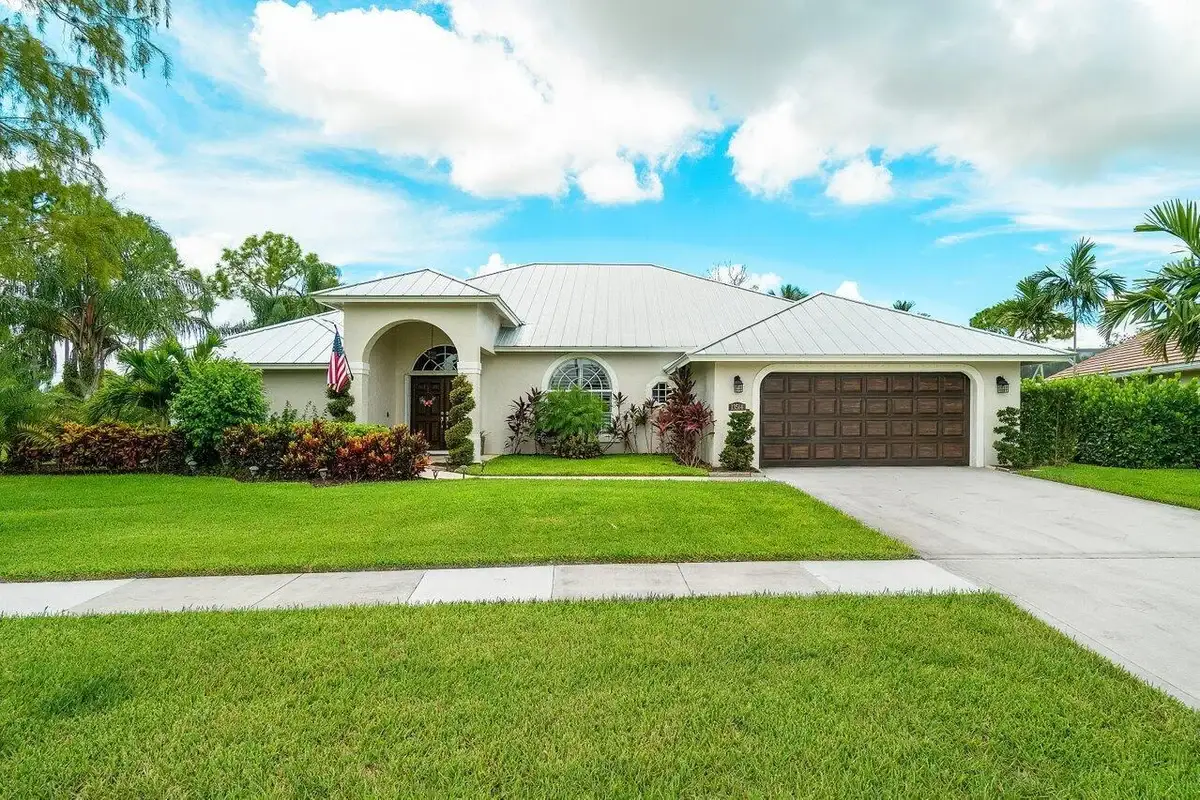 13514 Northumberland Cir, Wellington: photo 1 of 46