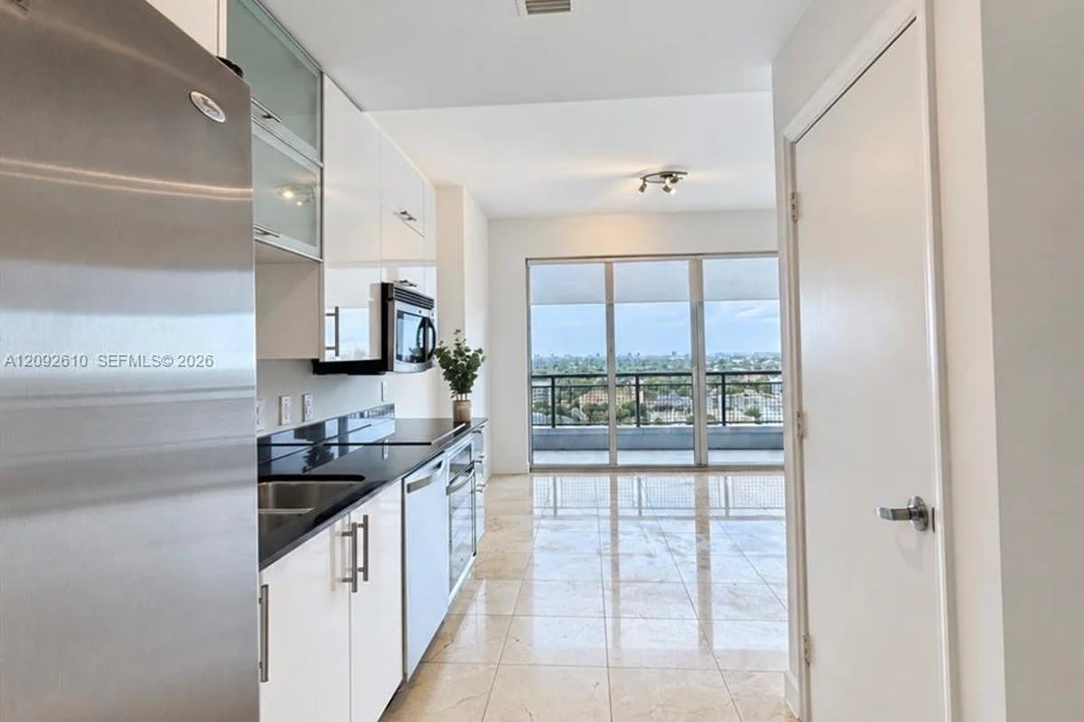 60 SW 13th St #1411, Miami: photo 1 of 1