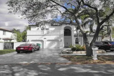 16231 NW 84th Ct, Miami Lakes: photo 1 of 20