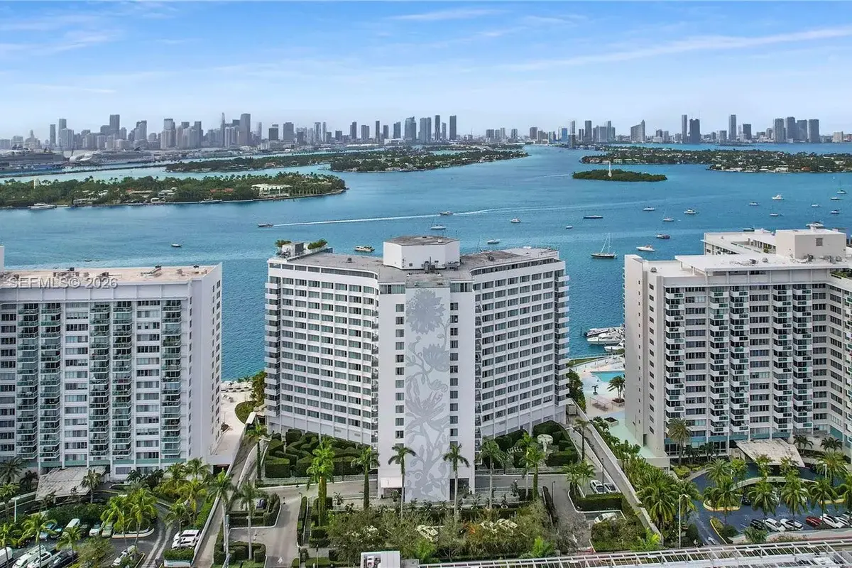 1100 West Ave #1115, Miami Beach: photo 1 of 20