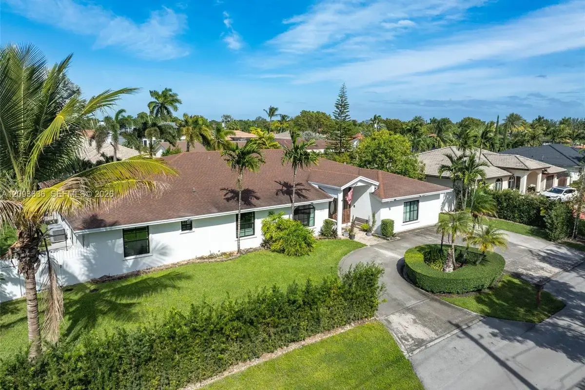 10195 NW 26th St, Doral: photo 1 of 98