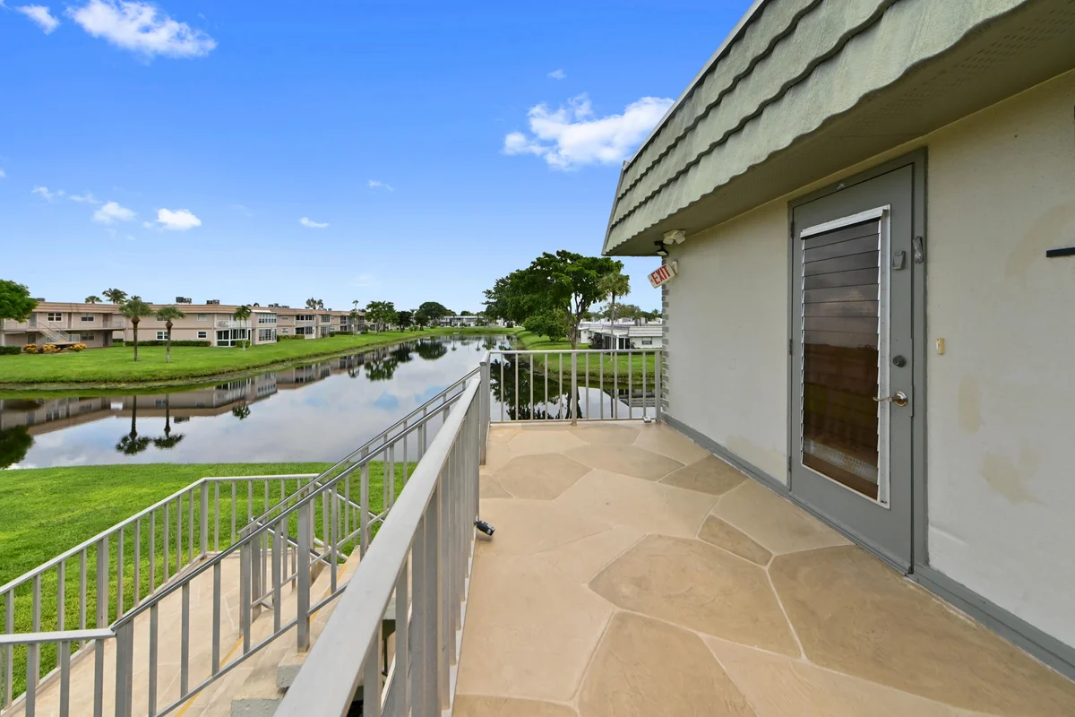 192 Monaco D Blvd, Delray Beach: photo 1 of 40