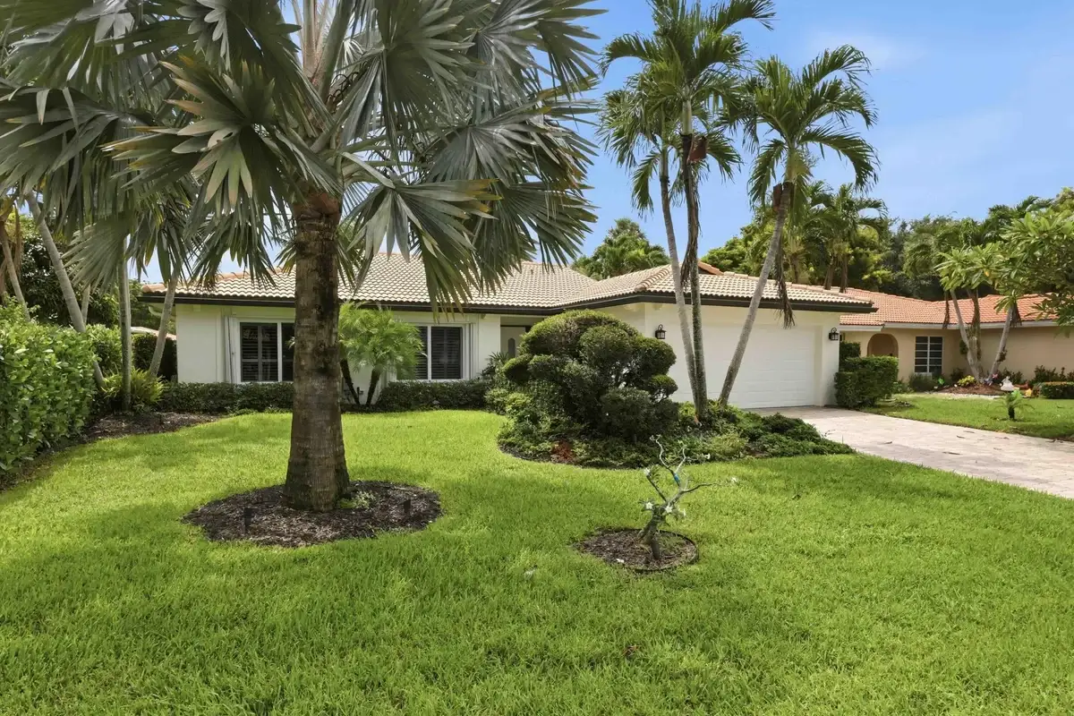 22041 Colony Dr, Boca Raton: photo 1 of 35