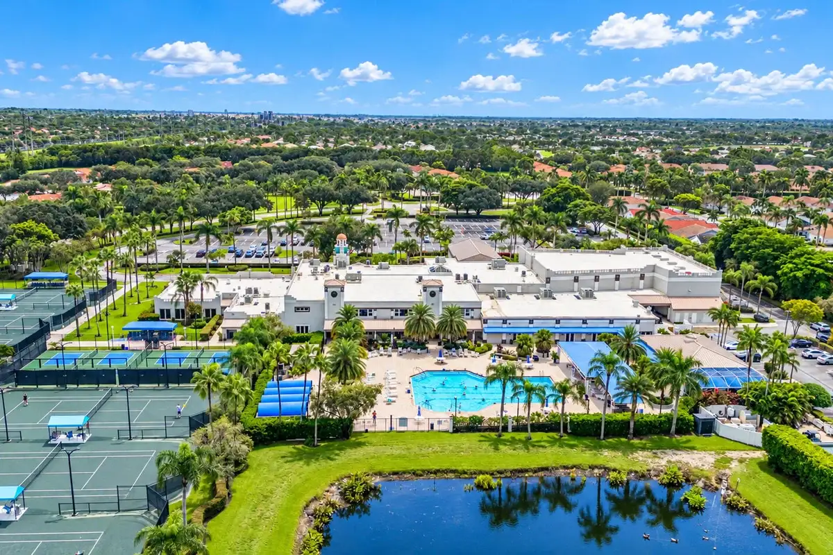 7336 Lake Meadow Way #202, Boynton Beach: photo 1 of 25