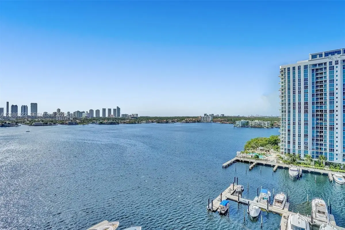 17301 Biscayne Blvd #1207, North Miami Beach: photo 1 of 39
