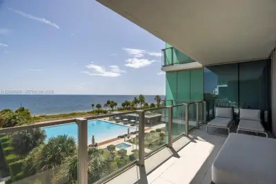 360 Ocean Dr #506S, Key Biscayne: photo 1 of 27