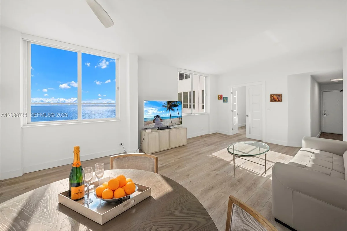 5005 Collins Ave #1525, Miami Beach: photo 1 of 24