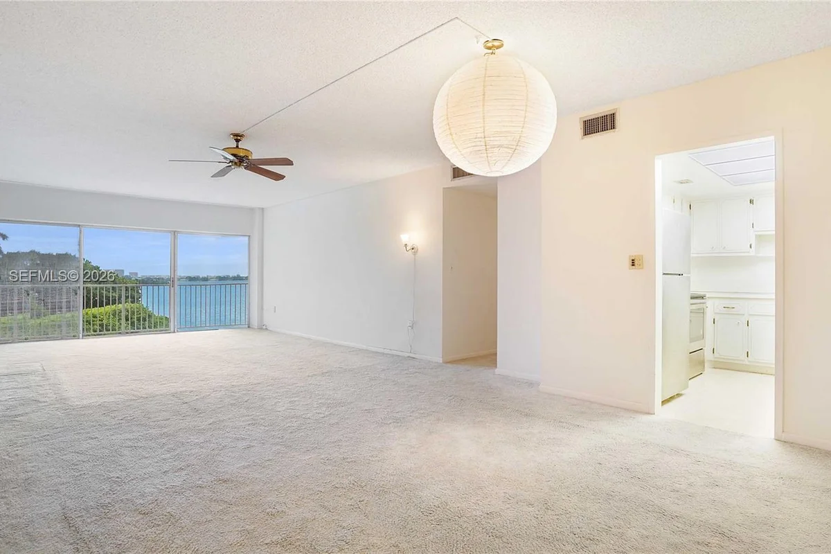1700 NE 105th St #406, Miami Shores: photo 1 of 26