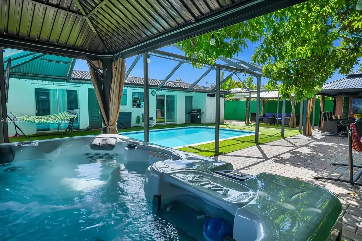 7767 Normandy St, Miramar: photo 1 of 22