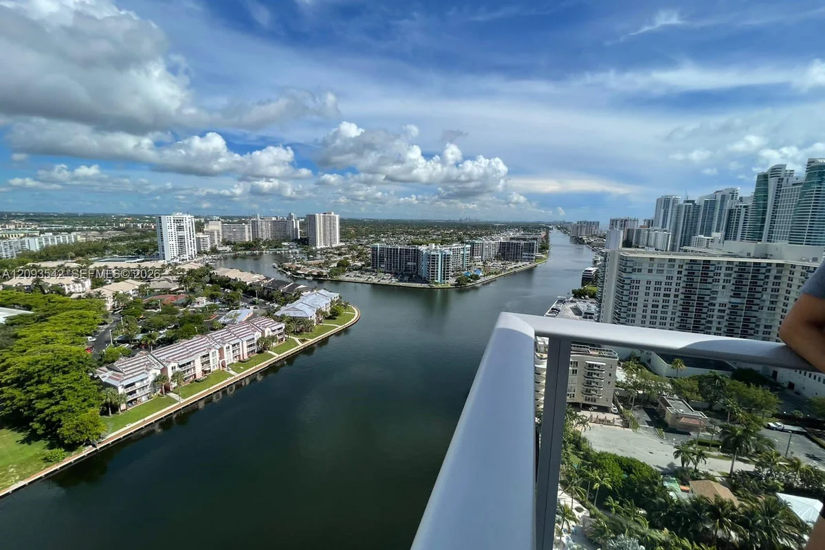 4010 S Ocean Dr #R1902, Hollywood: photo 1 of 19
