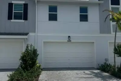 4320 Brookgreen Square, Westlake: photo 1 of 31
