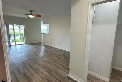 11730 SW 2nd St #12108, Pembroke Pines: photo 1 of 24