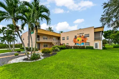 20 Flanders A, Delray Beach: photo 1 of 35