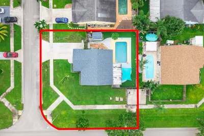 7803 Elwood Dr, Lake Worth: photo 1 of 23