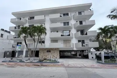 6965 Harding Ave #305, Miami Beach: photo 1 of 38