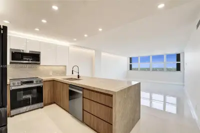 1400 S Ocean Dr #1205, Hollywood: photo 1 of 42