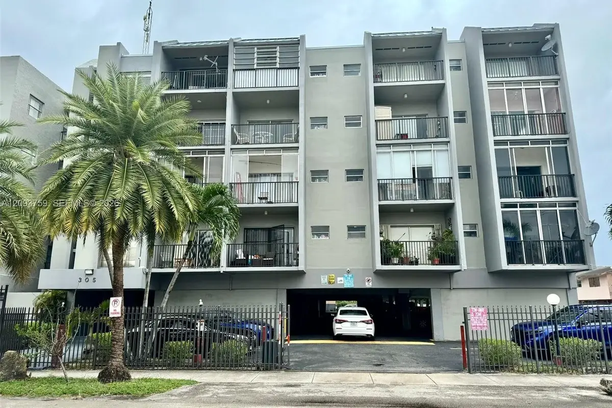 305 W 68th St #301, Hialeah: photo 1 of 13