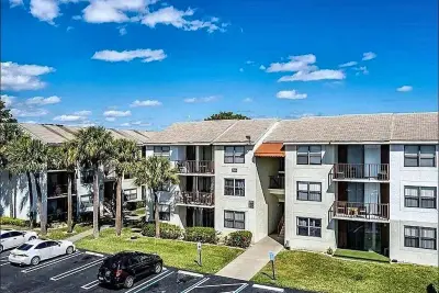 752 Executive Center Dr #112, West Palm Beach: photo 1 of 11