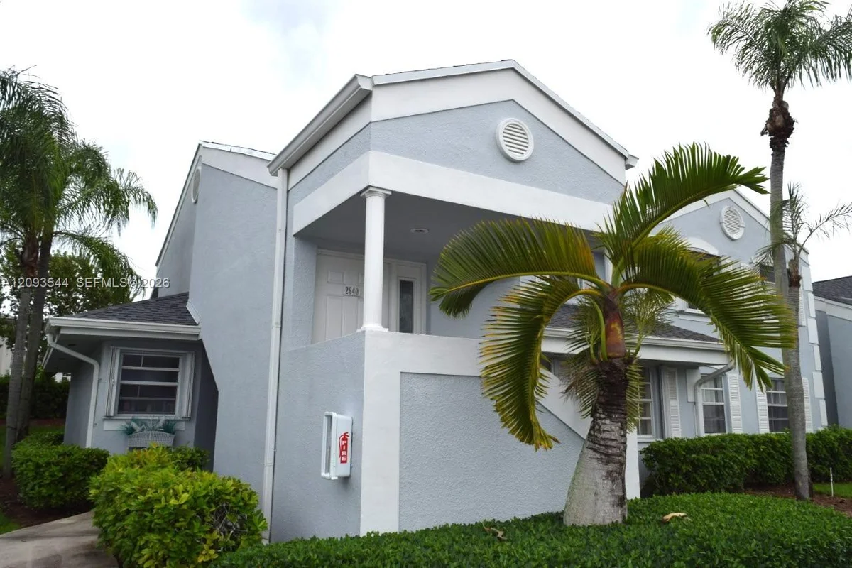 2640 SE 19th Ct #201-D, Homestead: photo 1 of 22