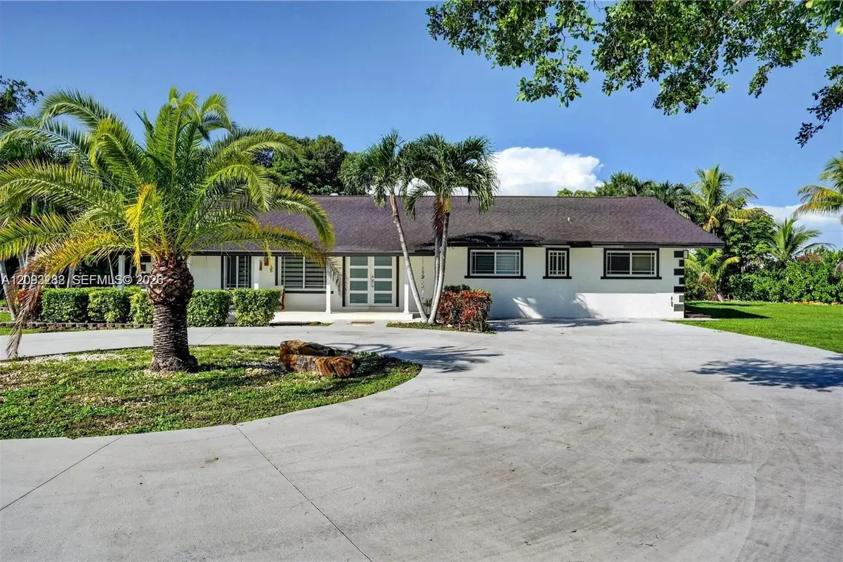 34850 SW 213th Ave, Homestead: photo 1 of 37