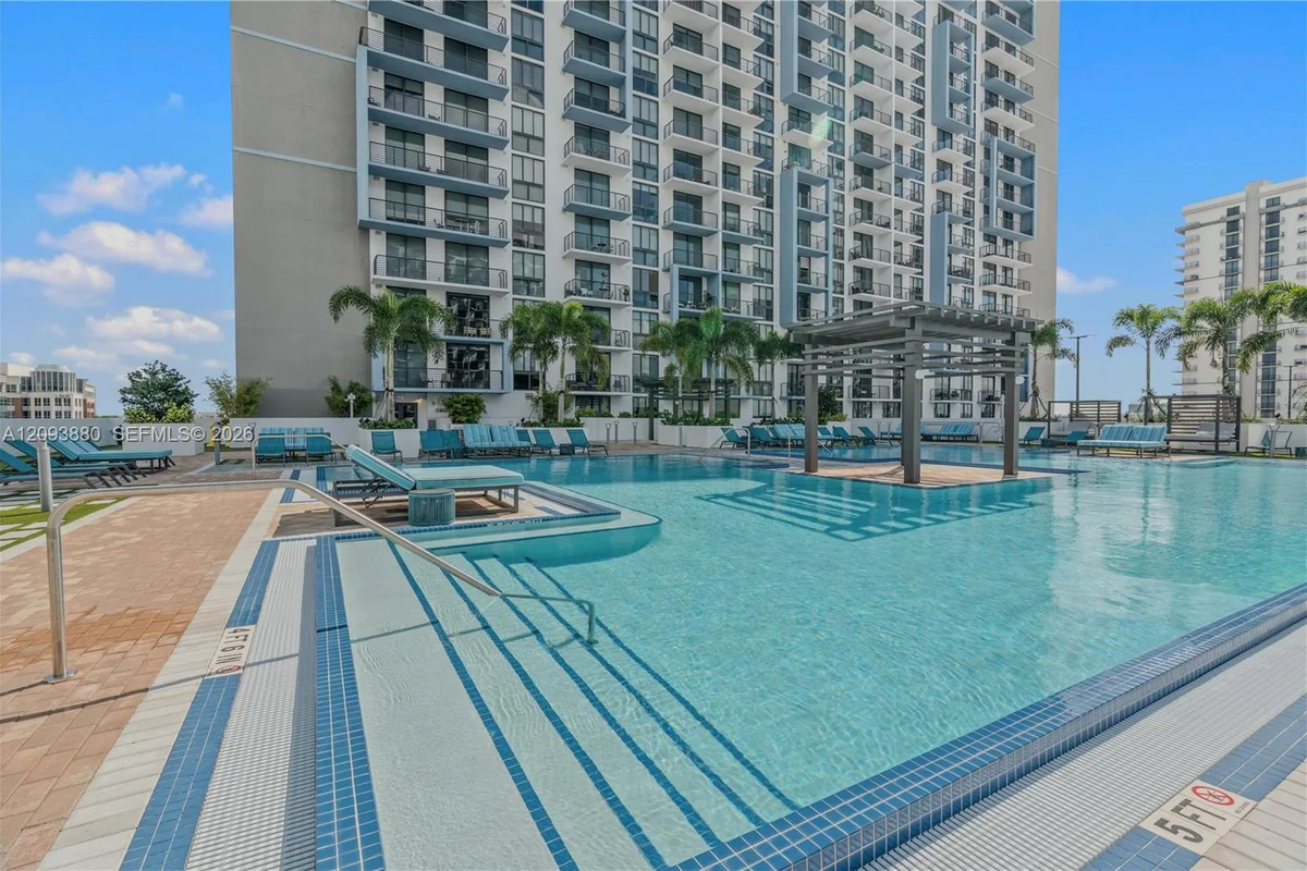 5350 NW 84th Ave #1807, Doral: photo 1 of 42