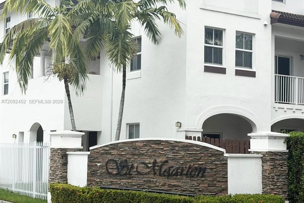 8620 NW 97th Ave #215, Doral: photo 1 of 30