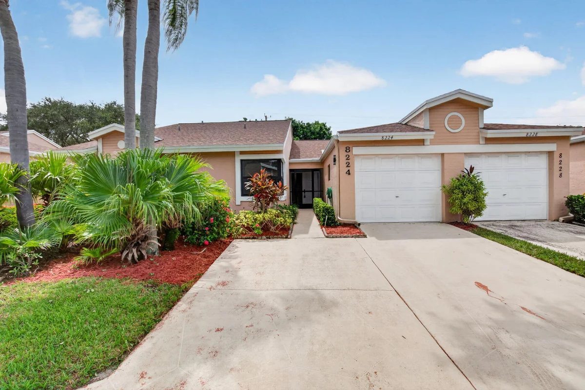8224 Summerbreeze Ln, Boca Raton: photo 1 of 35