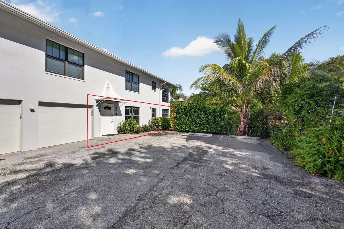 423 49th St #1, West Palm Beach: photo 1 of 41