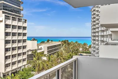 100 Lincoln Rd #710, Miami Beach: photo 1 of 36