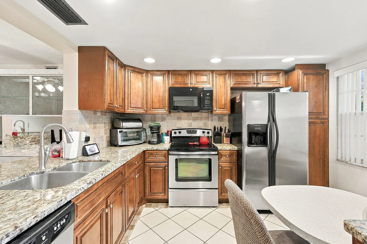 2903 Victoria Cir #C1, Coconut Creek: photo 1 of 28