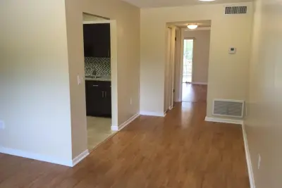 2878 Donnelly Dr #207, Lake Worth: photo 1 of 11