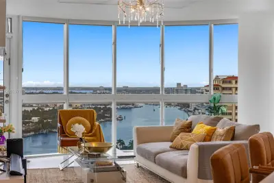 6301 Collins Ave #2107, Miami Beach: photo 1 of 44