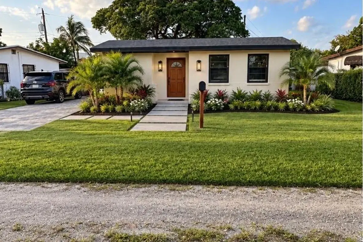 555 Harem Ave, Opa-locka: photo 1 of 16