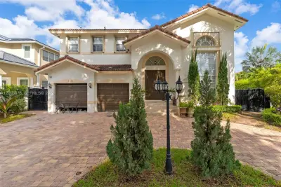 3085 SW 148th Ave, Miami: photo 1 of 38
