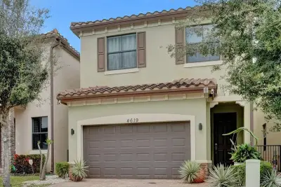 4619 NW 59th St, Tamarac: photo 1 of 50