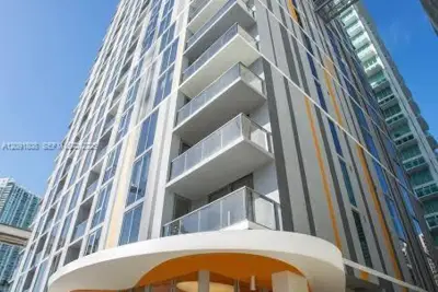 31 SE 6th St #1101, Miami: photo 1 of 27