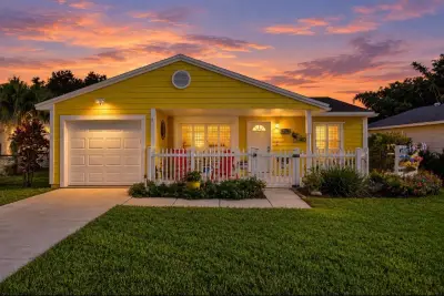 9099 Carma Dr, Boynton Beach: photo 1 of 49