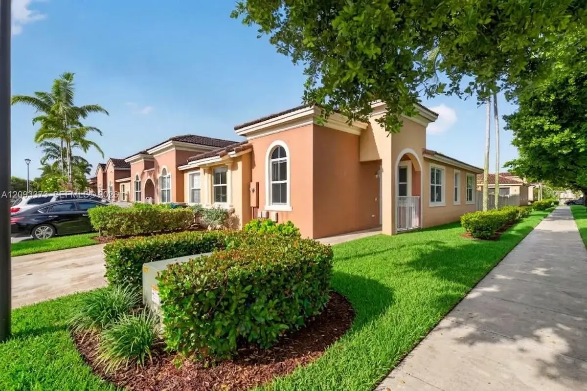23702 SW 110th Ave, Homestead: photo 1 of 21