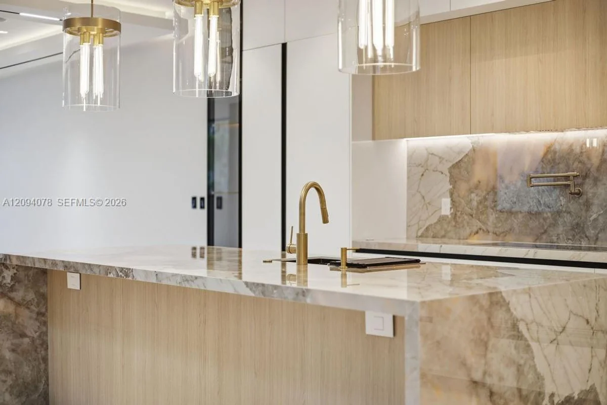 1312 NE 16th Ter #A, Fort Lauderdale: photo 1 of 18